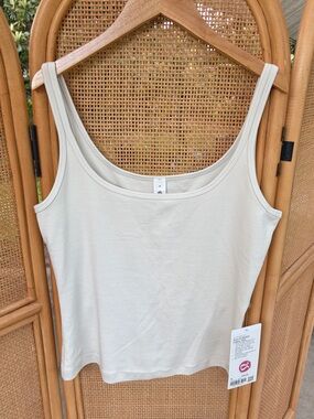 Lululemon NWT Slim-Fit Cotton Stretch Tank in Bone, Elevated Basic Everyday Wear